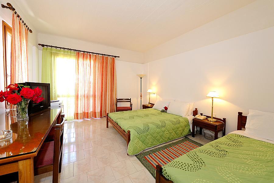 Milos Garden Apartman Adámasz Kültér fotó