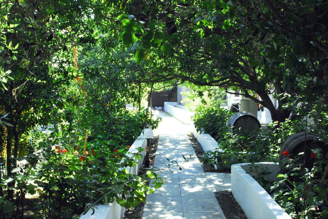 Milos Garden Apartman Adámasz Kültér fotó